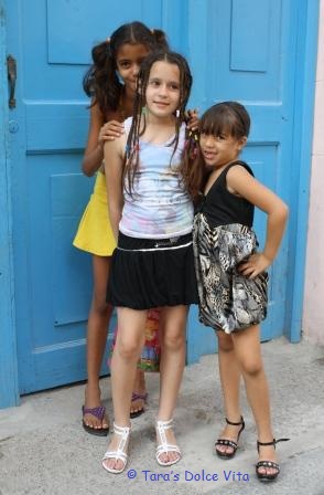 Tara's Dolce Vita: People... Cuban kids # 1
