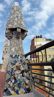 azotea Palacio Güell, chimeneas, trtencadis 