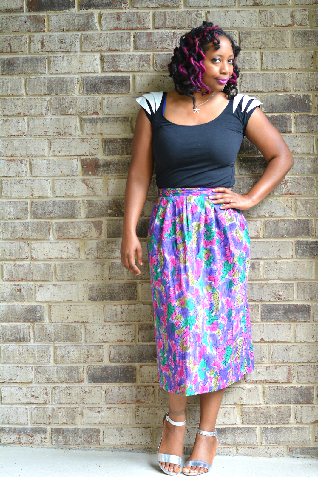 how to wear a midi skirt this summer
