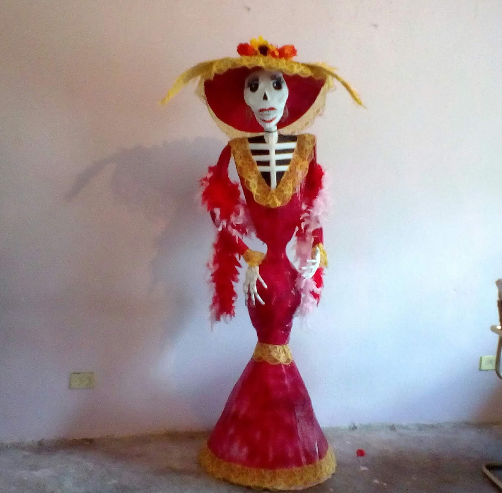 Manualidades eliza CATRINA GRANDE DE 1.70 . DE PAPEL. PASO A PASO