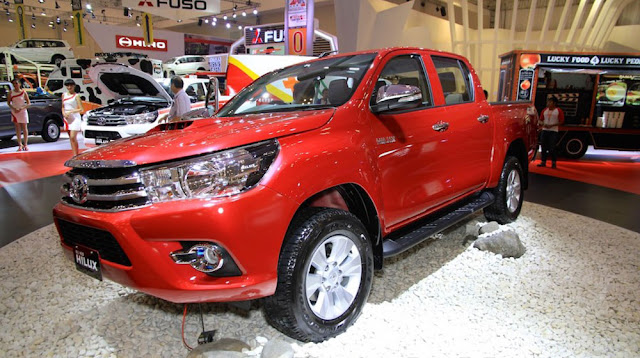 Toyota Hilux 2016 ra mắt thị trường Indonesia giá từ 26.750 USD