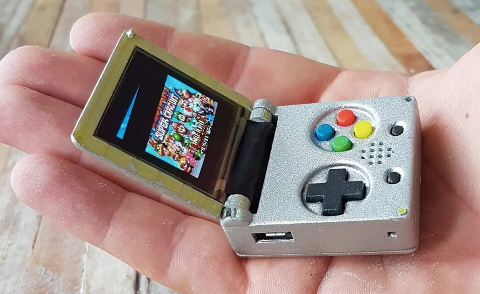 This Game Boy Emulator Will Let You Play Cartridges on Your TV or Back Them  Up 