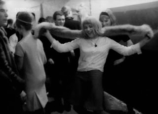 Pauline Boty dancing, Pop Goes the Easel, photo still