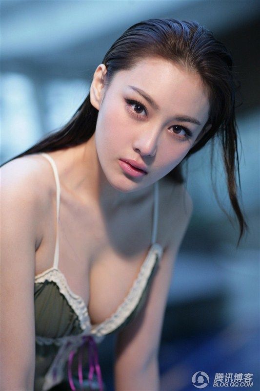 Zhang Xin Yu Nude
