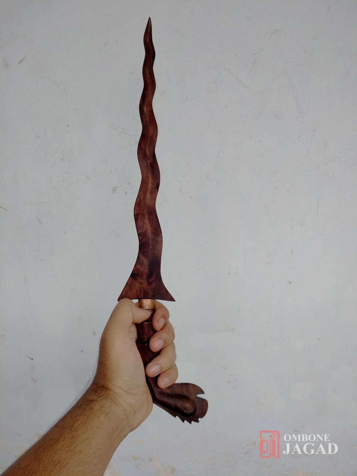 Pembuat Barongan Dan Keris Dari Dusun Ngembong Ombonejagad Pembuat Barongan Dan Keris Dari Dusun Ngembong Ombonejagad