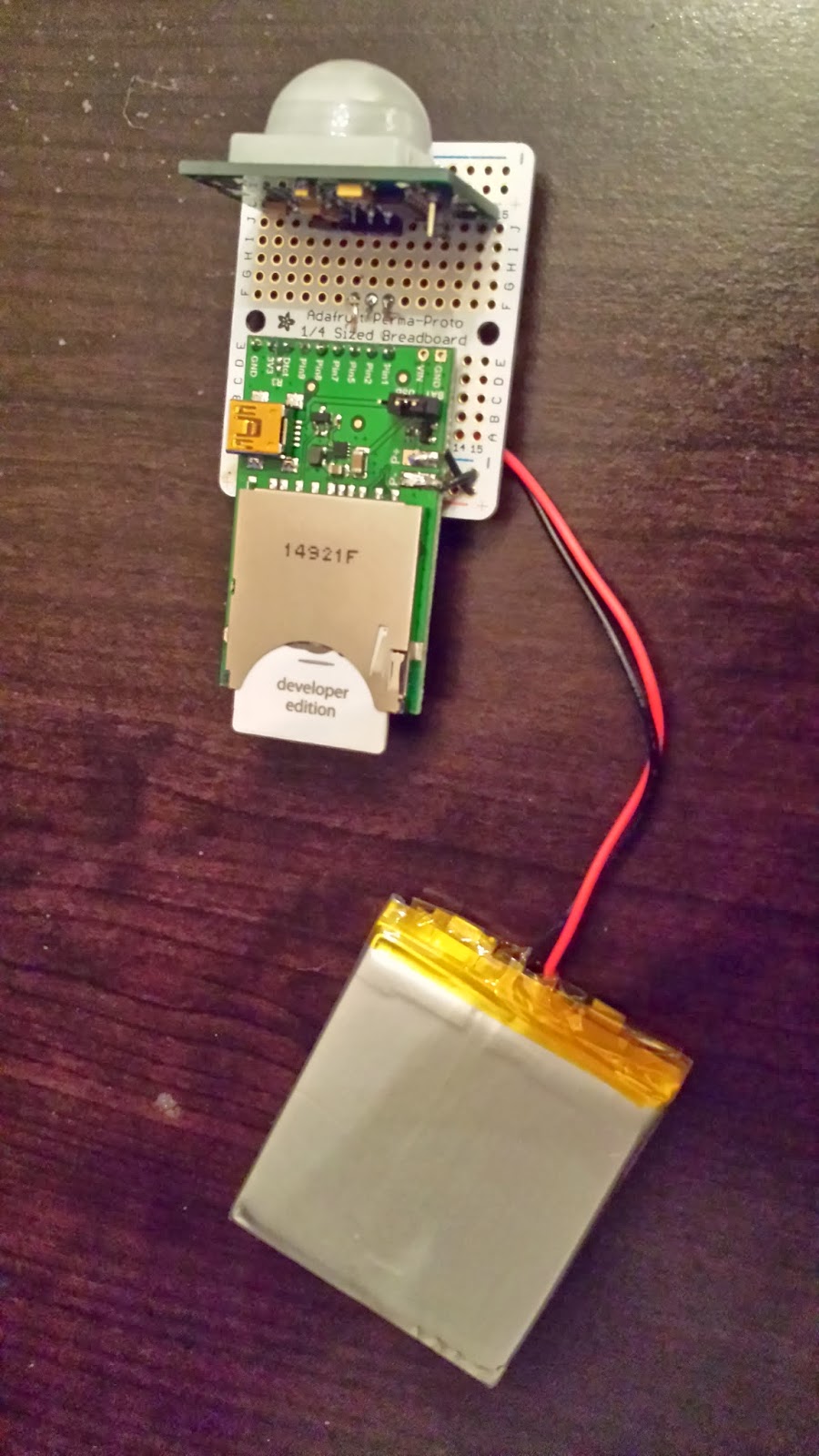 codergirljp Electric Imp Hello World Motion Sensor to Email