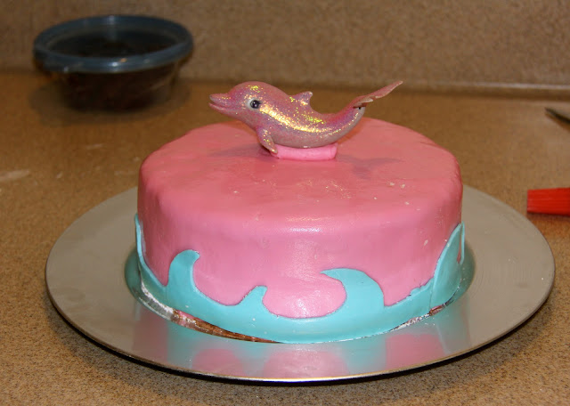 4 Following Seas: Dolphin Birthday Party Step One: The Cake!