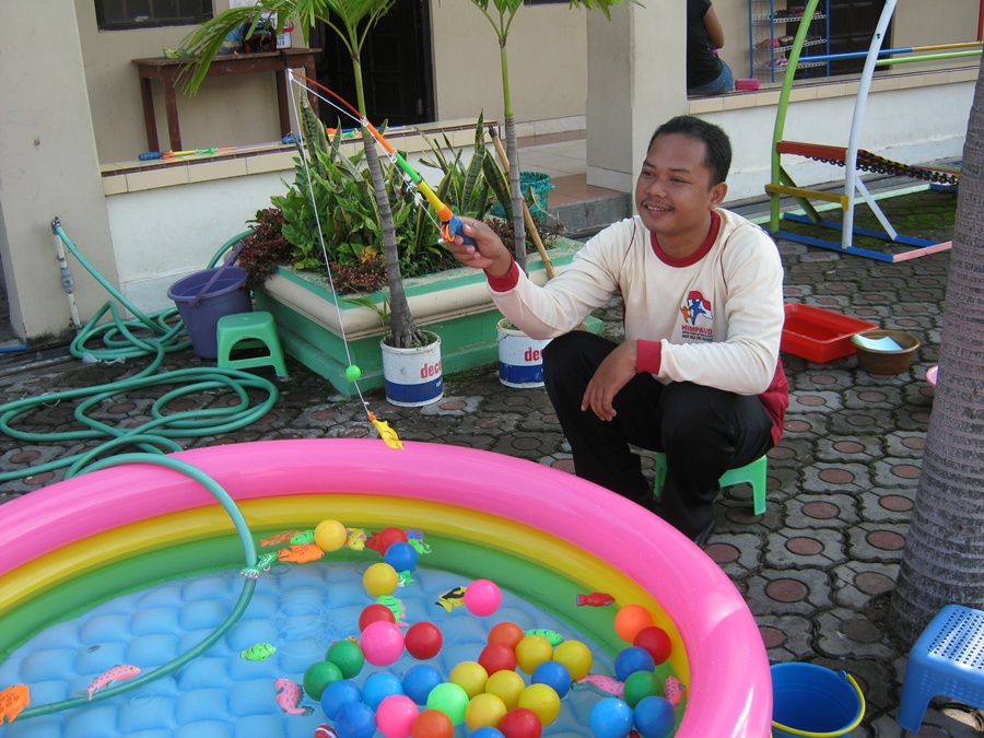 Kelompok Bermain Ma�had Islam Puncak Tema Air, Api dan Udara