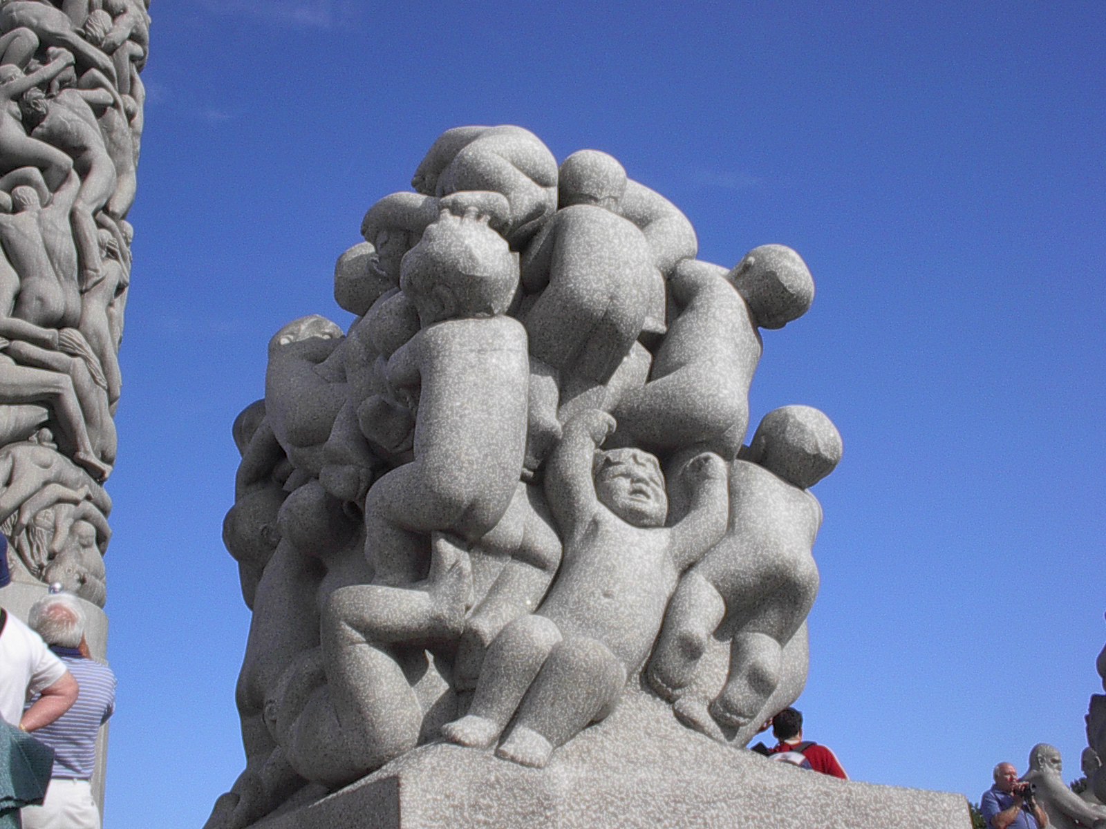 Photo-ops: Sculpture Garden: Vigeland Sculpture Garden - Oslo, Norway
