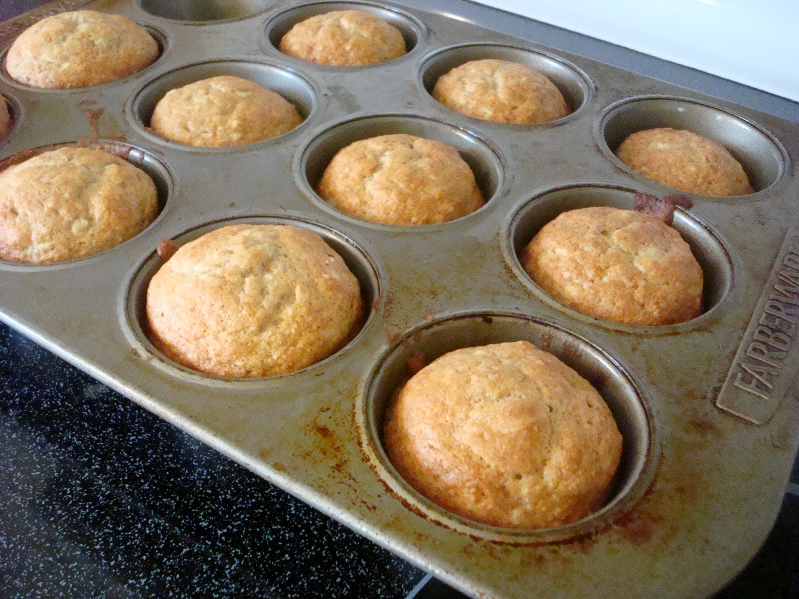 making it feel like home: Banana Muffins (Low Calorie)