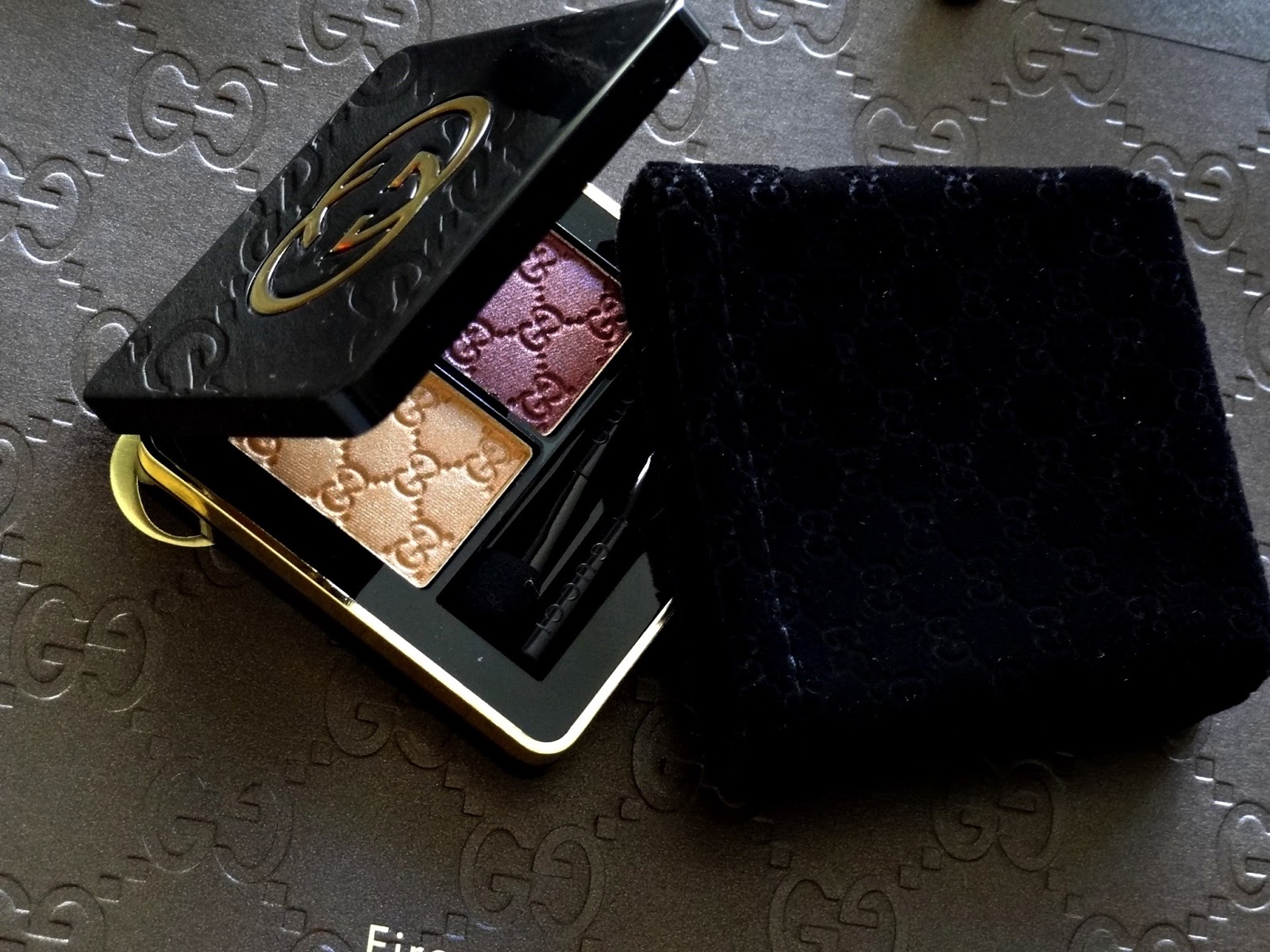 Gucci Beauty Magnetic Color Eye Shadow Duo in Azalea Review, Photos & Swatches