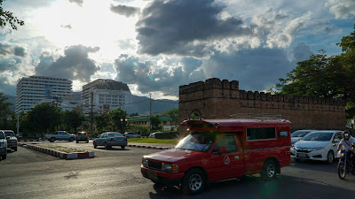 Watching the sunset over Suan Dok gate