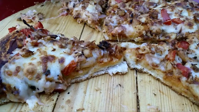 Domino pizza