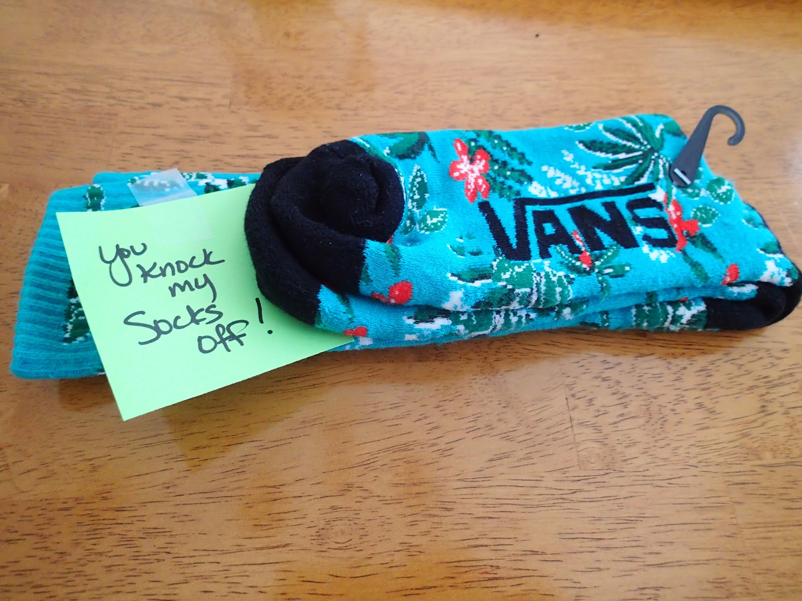 Creative Party Ideas by Cheryl: Reasons Why I Love You Gift Box