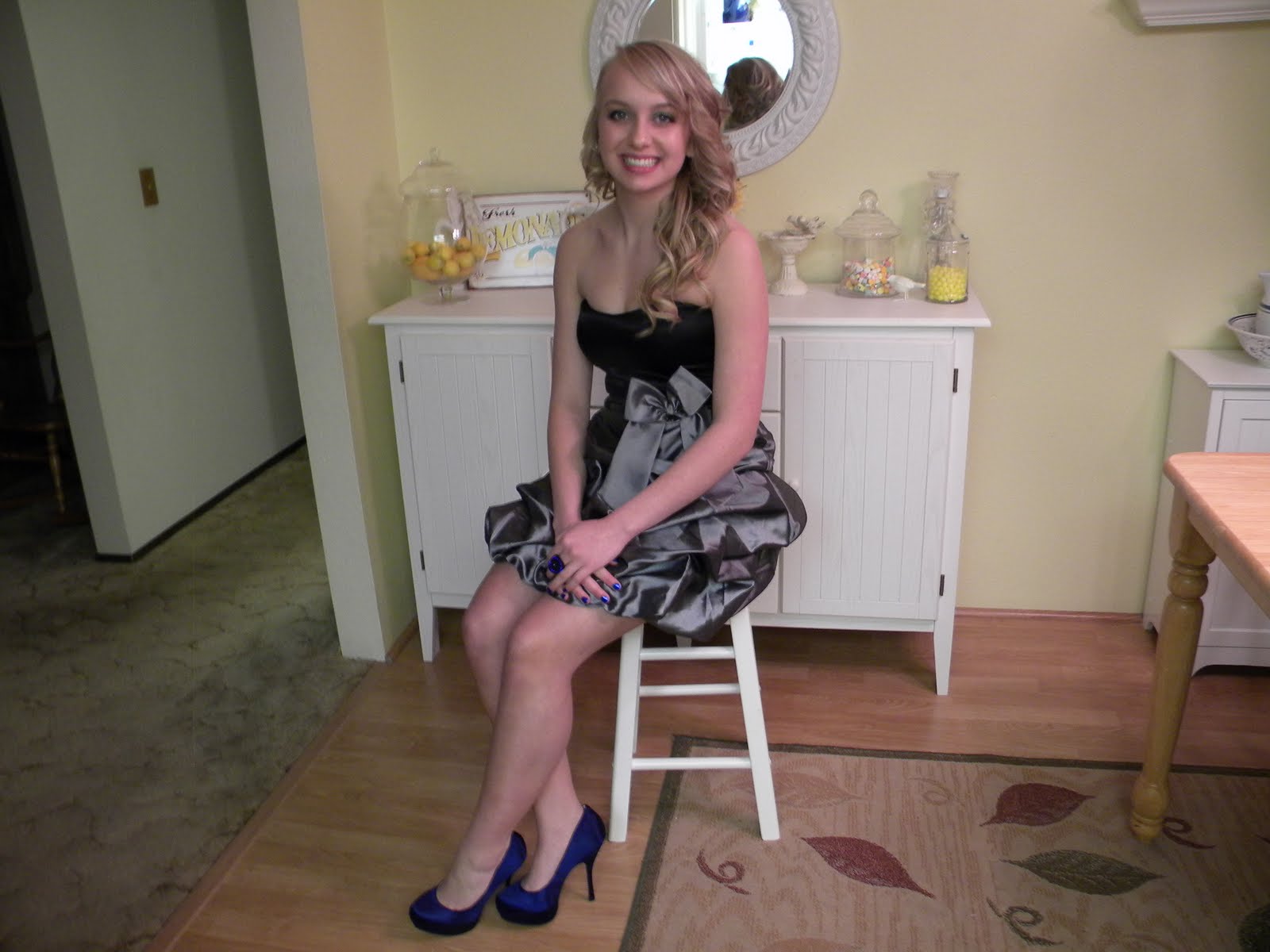 "miss"understood "sadie hawkins dance....and a fashion emergency!"