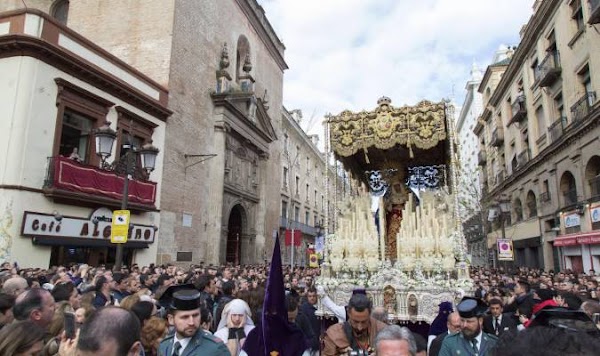 Cesan al capataz del palio de Los Gitanos de Sevilla Cesan al capataz del palio de Los Gitanos de Sevilla
