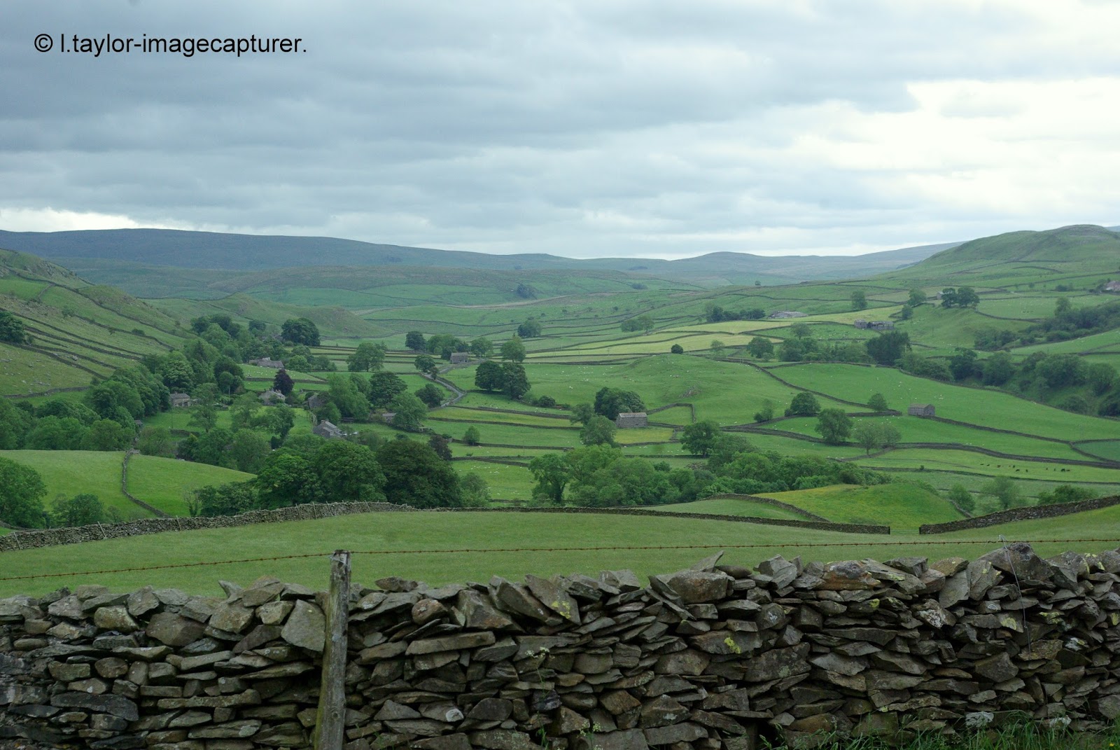 IMAGECAPTURER.: YORKSHIRE DALES.