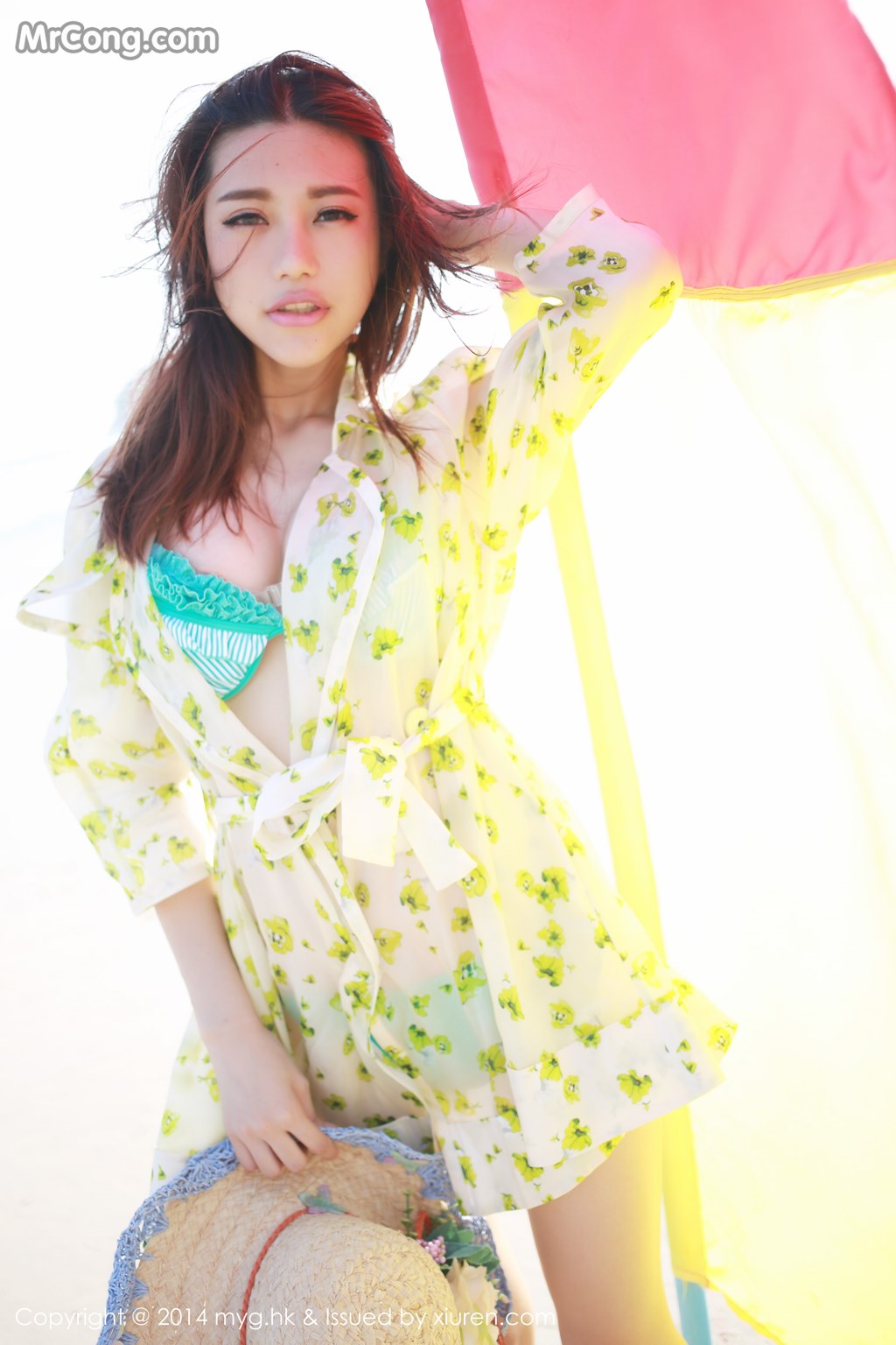 MyGirl Vol.014: Ula Model (绮 里 嘉) (120 pictures)