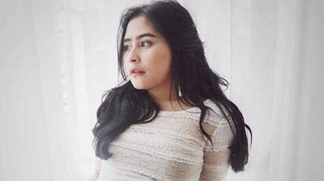 Terlalu Sibuk, Prilly Latuconsina Beli Sapi Kurban Dengan Cara Unik