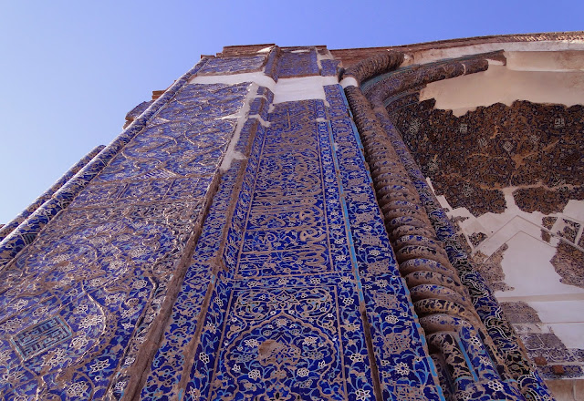 Tile works of Tabriz Lue moque.