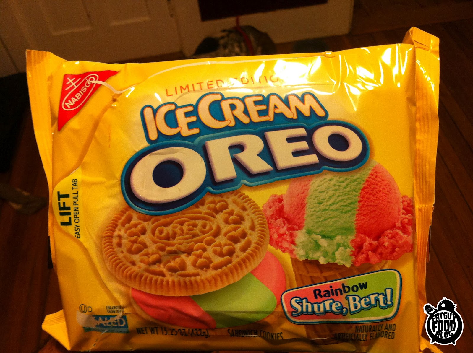 FATGUYFOODBLOG ICE CREAM OREO RAINBOW SHURE, BERT COOKIES!