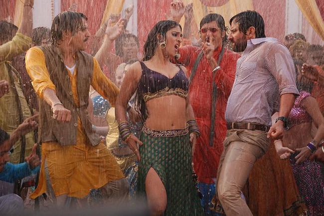 Mahi Gill wet photos in bullet raja, mahie gill and saif ali khan dance