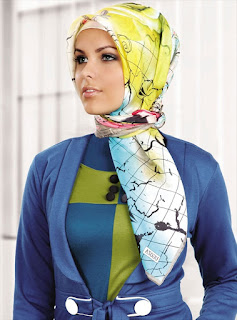 Model hijab terbaru edisi lebaran gaya masa kini