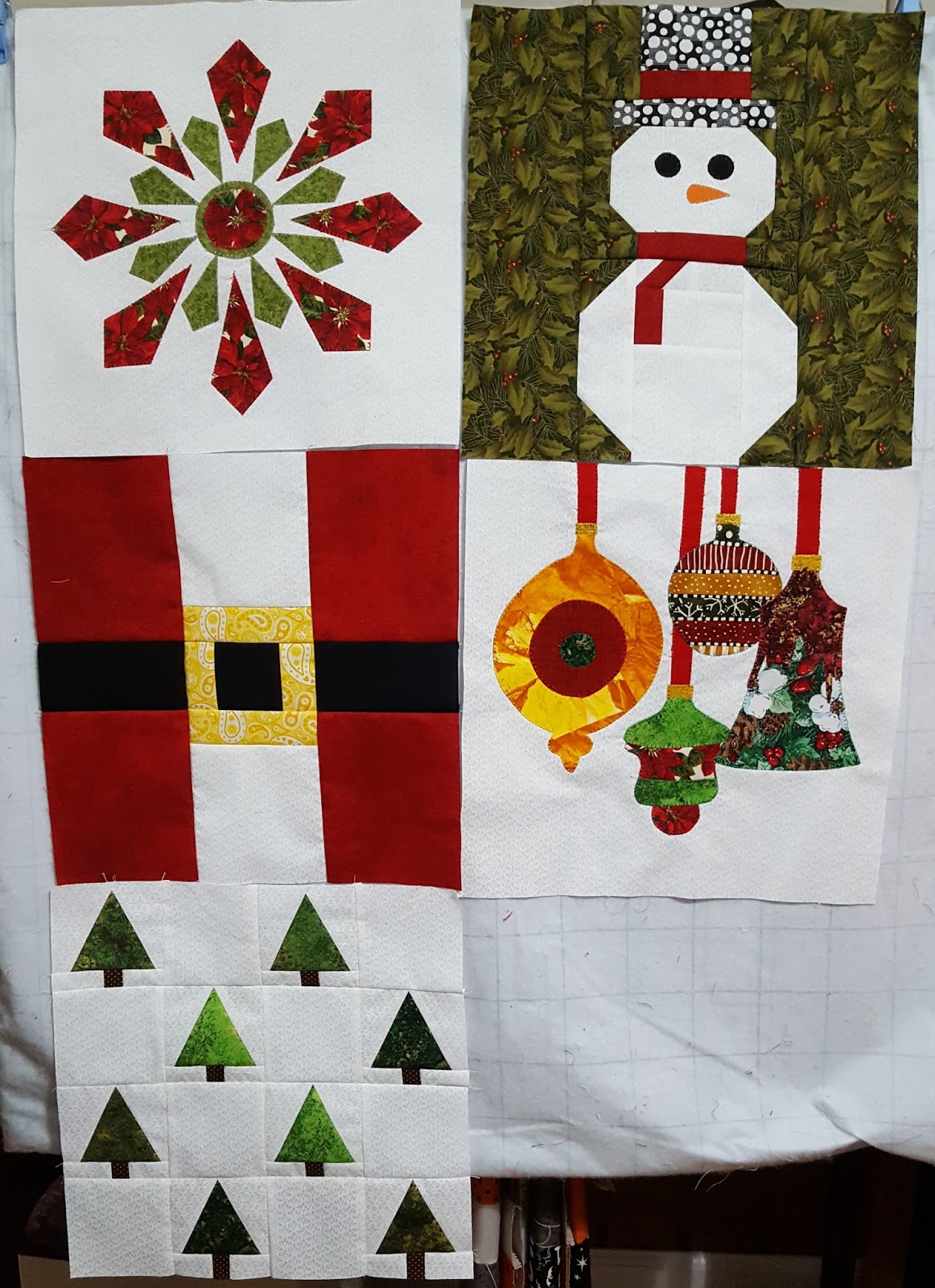 Quilt and Sew Forever Block 5 Christmas QuiltaLong