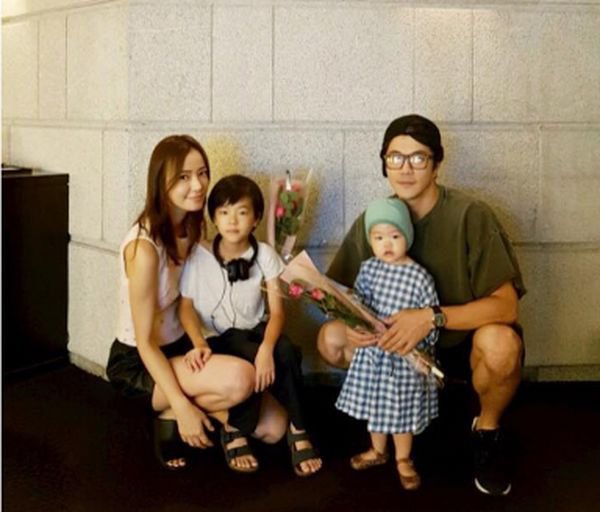 Son Tae Young reveals she purposely shows her son Kwon Sang Woo's kiss