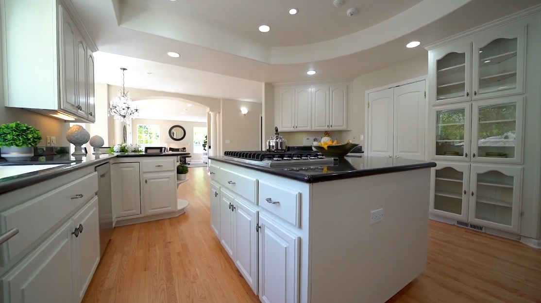 Tour 18584 Sobey Rd, Saratoga, CA vs. 28 Interior Design Photos