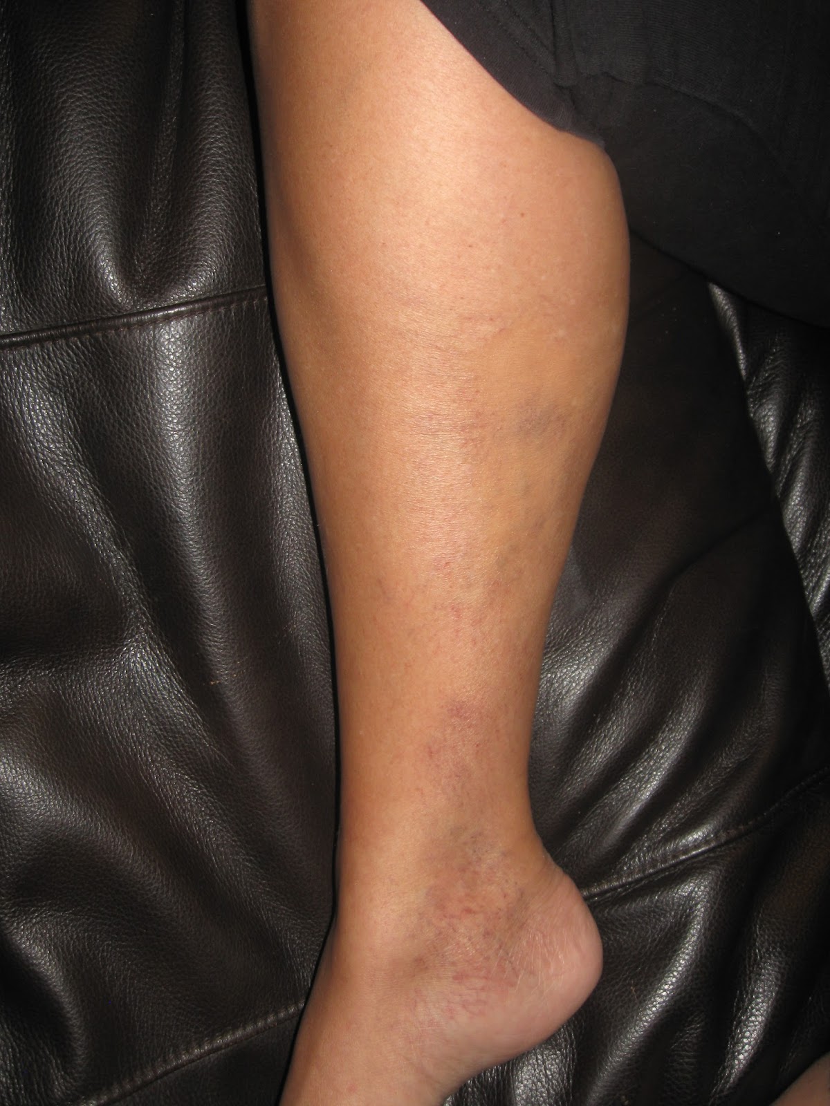 Sally Hansen Airbrush Legs® VoxBox Nighttime Reading Center