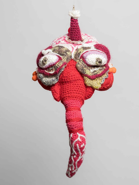 paty vilo, art crochet, art laine, art textile contemporain