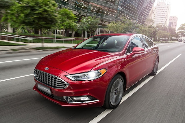Ford convoca Fusion para recall por defeito no volante