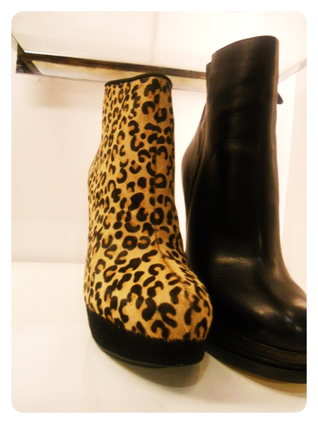 Bombshell Boom: Loca por las Botas Falabella Fashion Bloggers