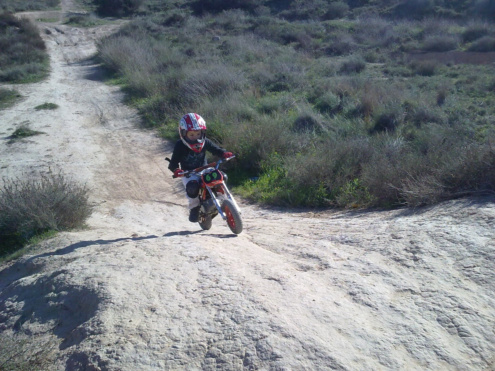 www Izan Lopez .Cross Por el circuito de Motocross, barrio San Gabriel