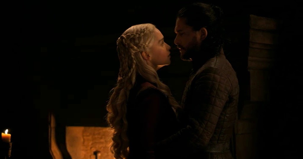 дейнерис и джон сноу постельная. дейнерис и джон сноу постельная. дейенерис таргариен и джон сноу постельная сцена. дейенерис и джон сноу. джон сноу и дейенерис любовная сцена.