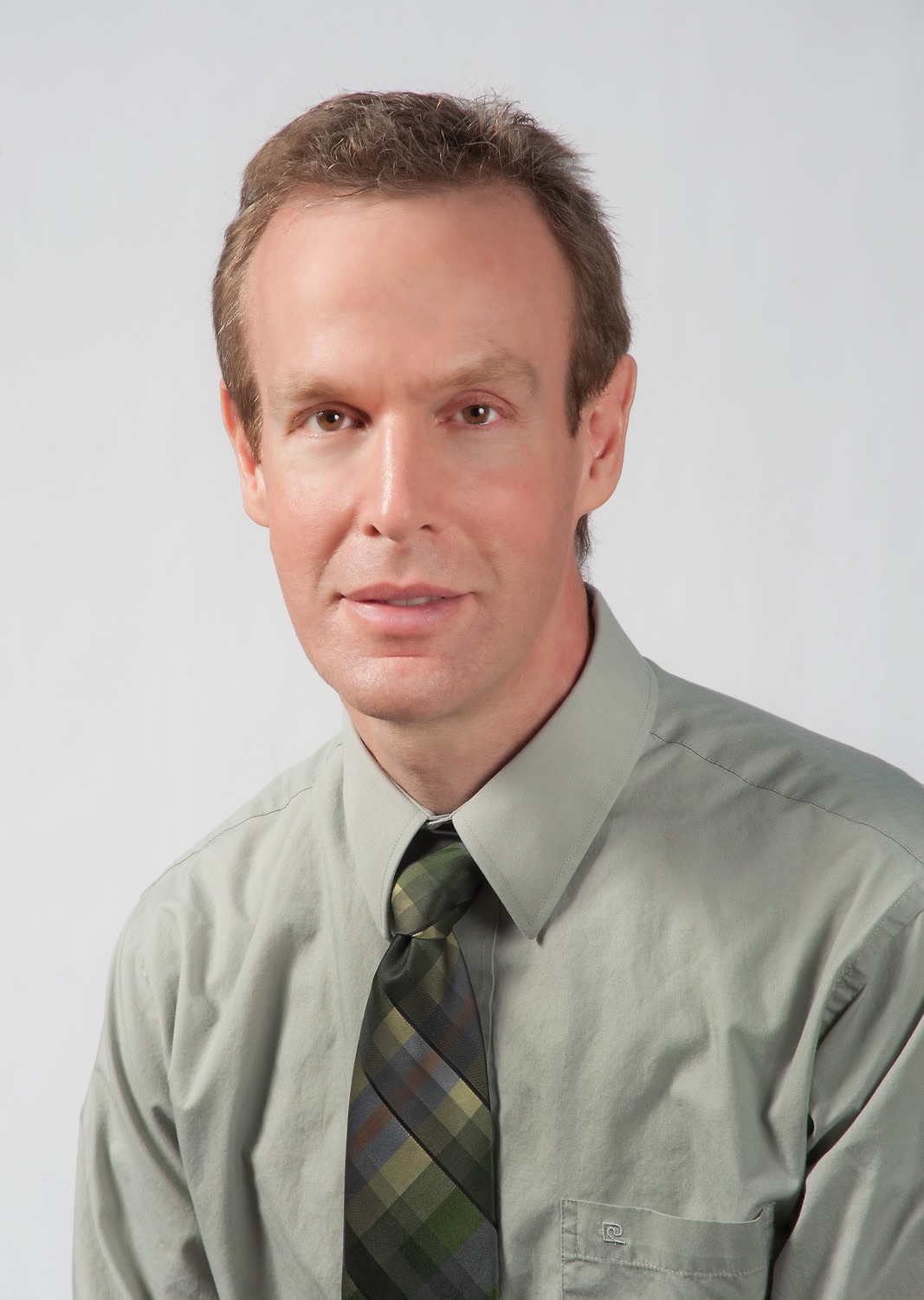 Dr. Peter Brett