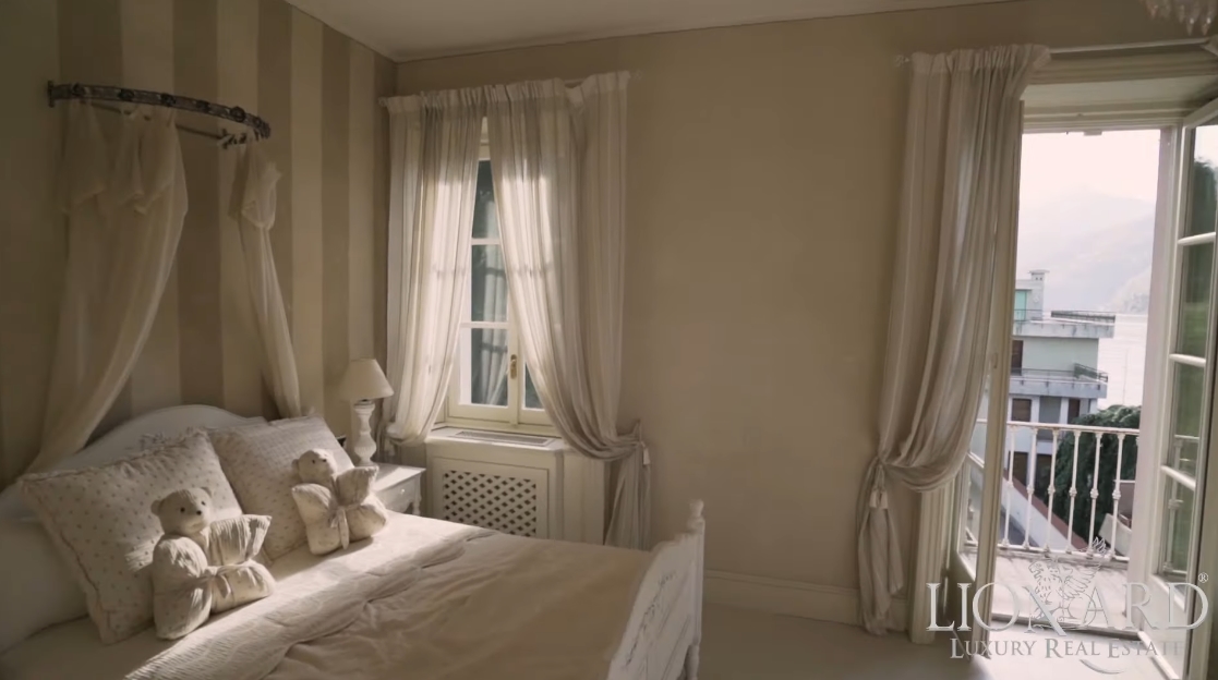 Tour Moltrasio, Italy Luxury Villa vs. 18 Interior Design Photos