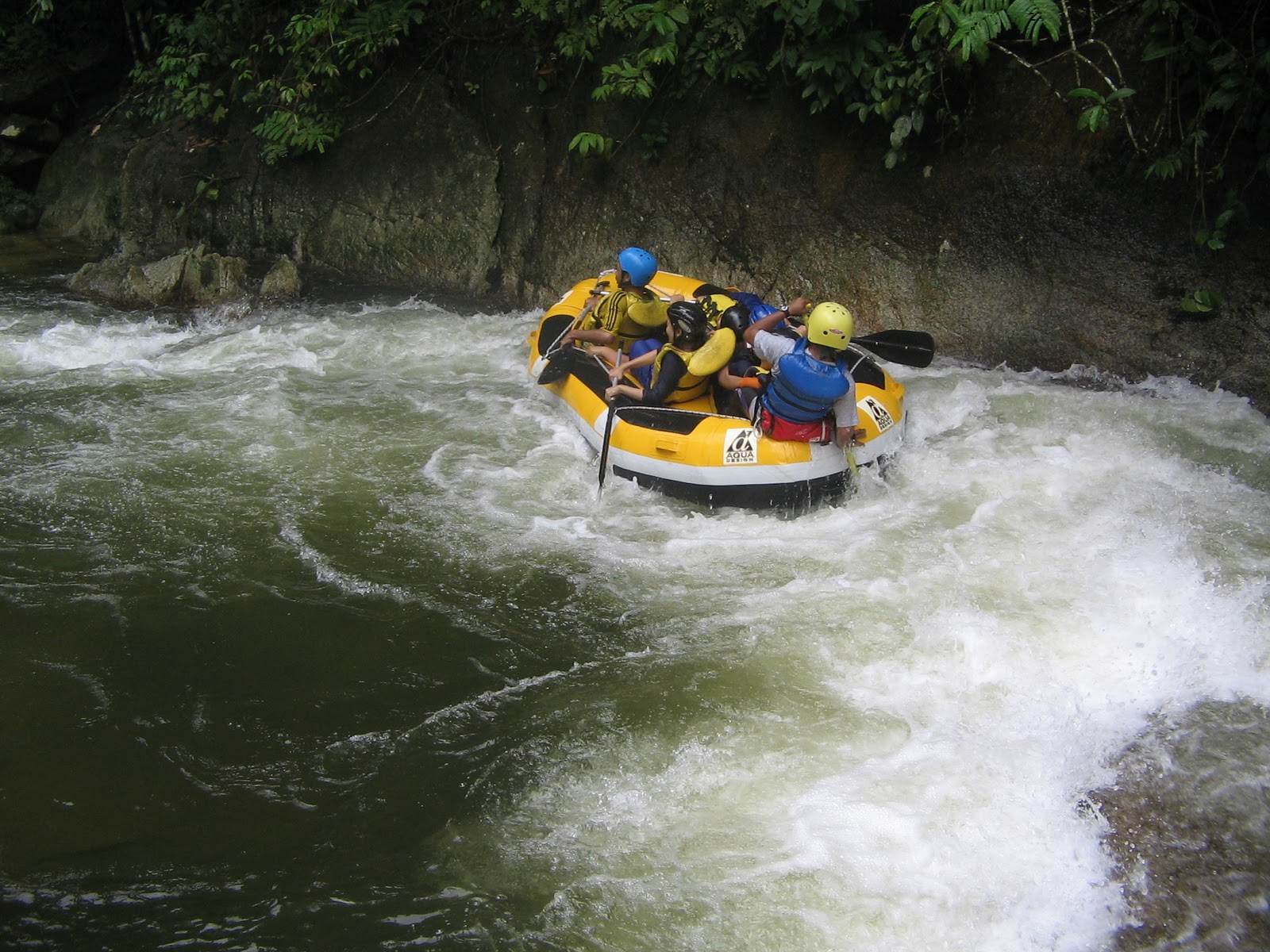 Sungai Sedim Water Rafting | Siti Manis
