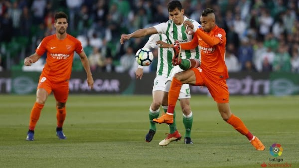 El Betis remonta al Málaga en casa (2-1)