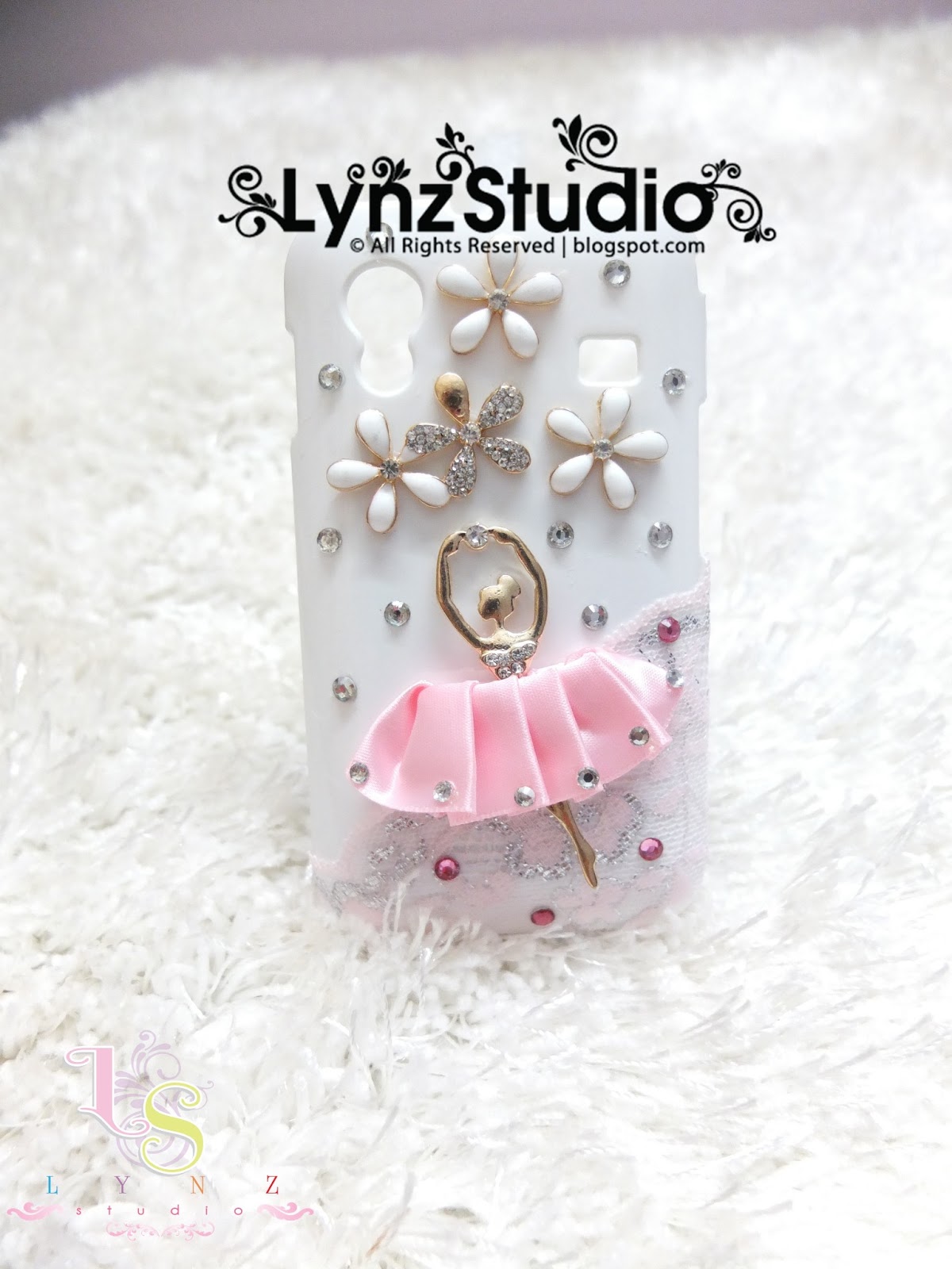 Lynz Studio: #171 : Custom Made Handphone Casings - Ballerina