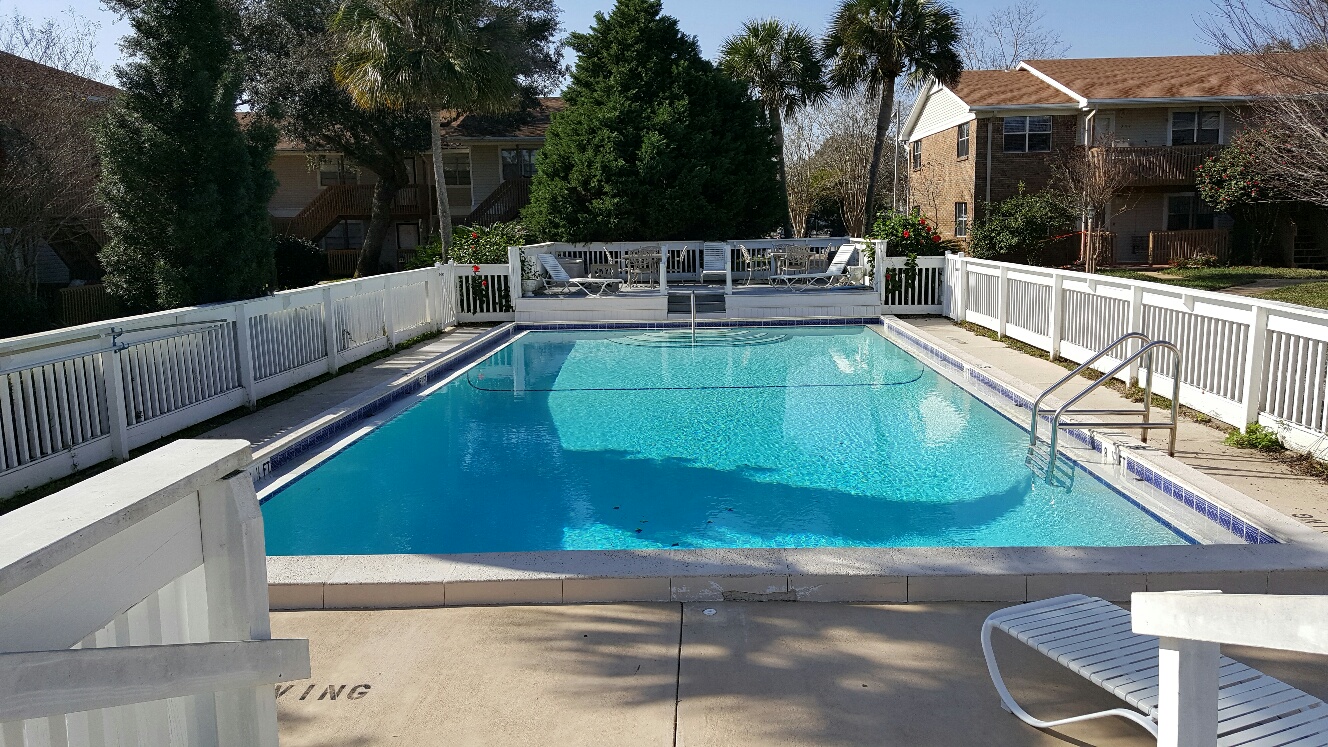 Sailwind Condos, Gulf Breeze, FL 32561