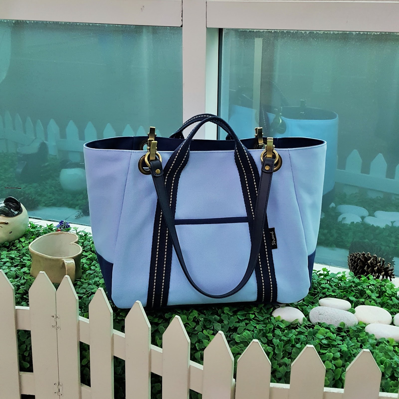 Shané Handmade Canvas Shoulder Bag