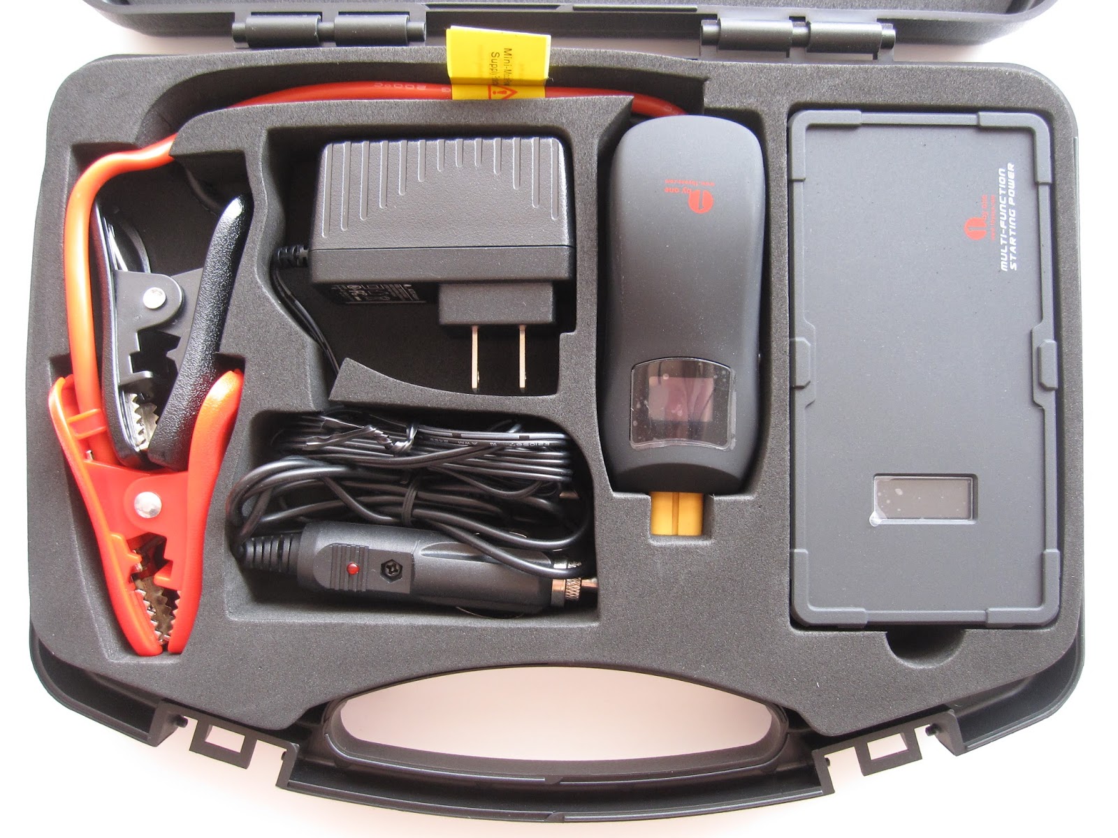 onenac Smart Portable Car Jump Starter Powerbank for Smartphones