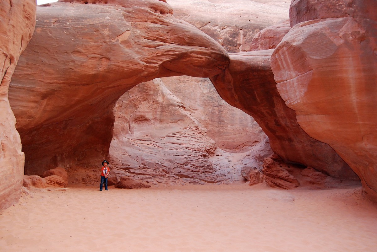 Sand Dune Arch Sand Dune Arch