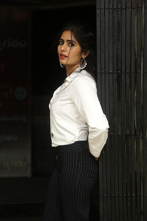 Madhumitha Krishna at Kaluva Ugadi Calendar Launch