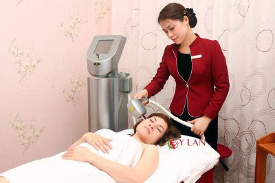 Phương pháp điều trị mụn hiệu quả nhất hiện nay Giam-doc-Tran-Ngoc-lan-001
