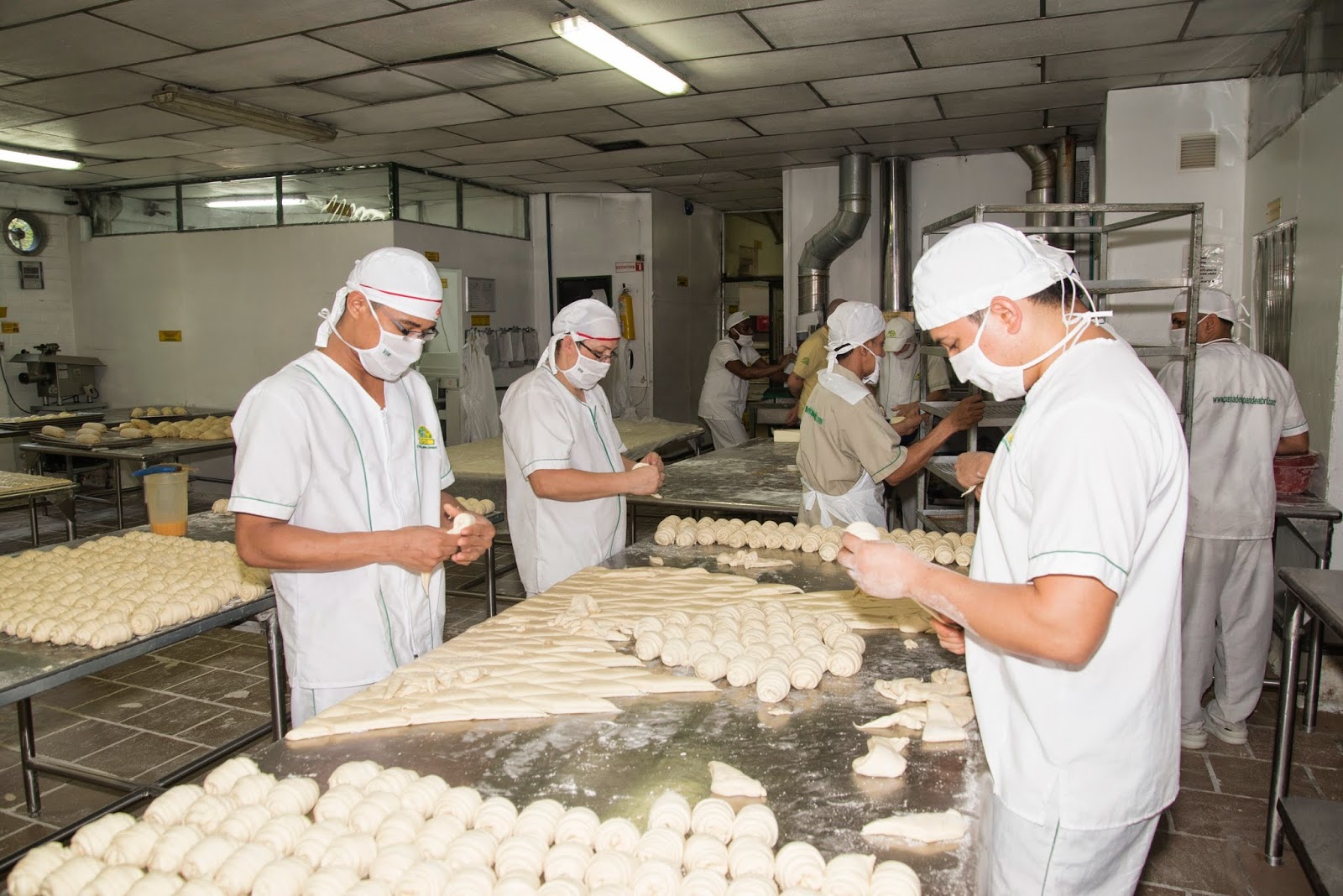 Sigra S.A. Panadería Pan de Abril Sigra S.A. Panadería Pan de Abril