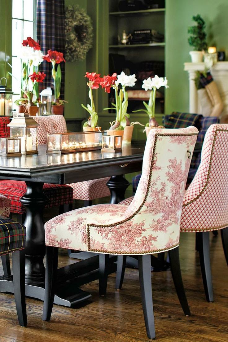 Eye For Design: Decorating With Mismatched Dining Room Chairs