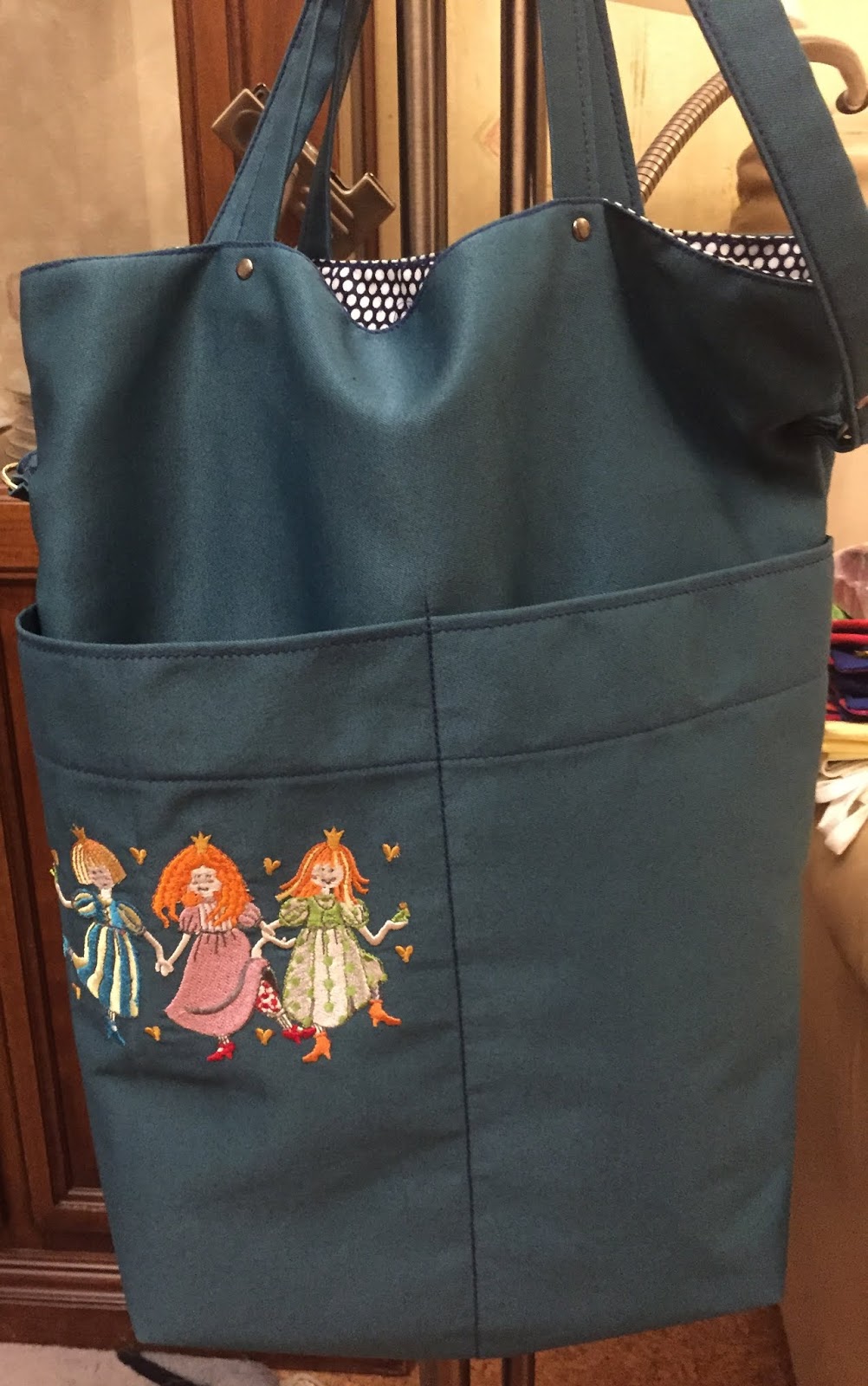 Ни дня без вышивки: Текстильная сумка